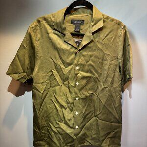 Bloomingdales Short-Sleeve Button-Down